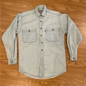 Vintage Levi’s Denim Button-down Shirt